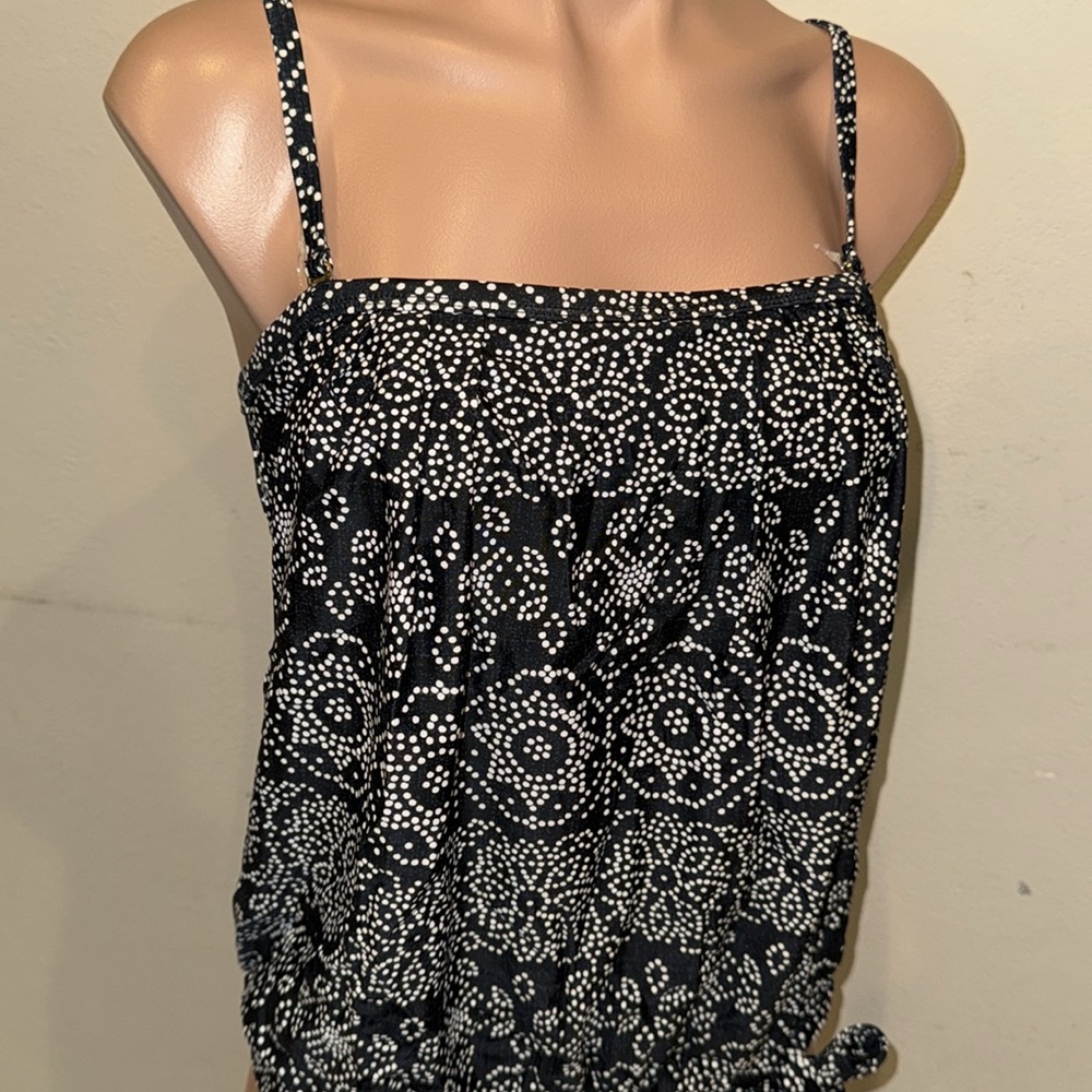 24th & Ocean Black and White Dot-Pattern Bikini Top